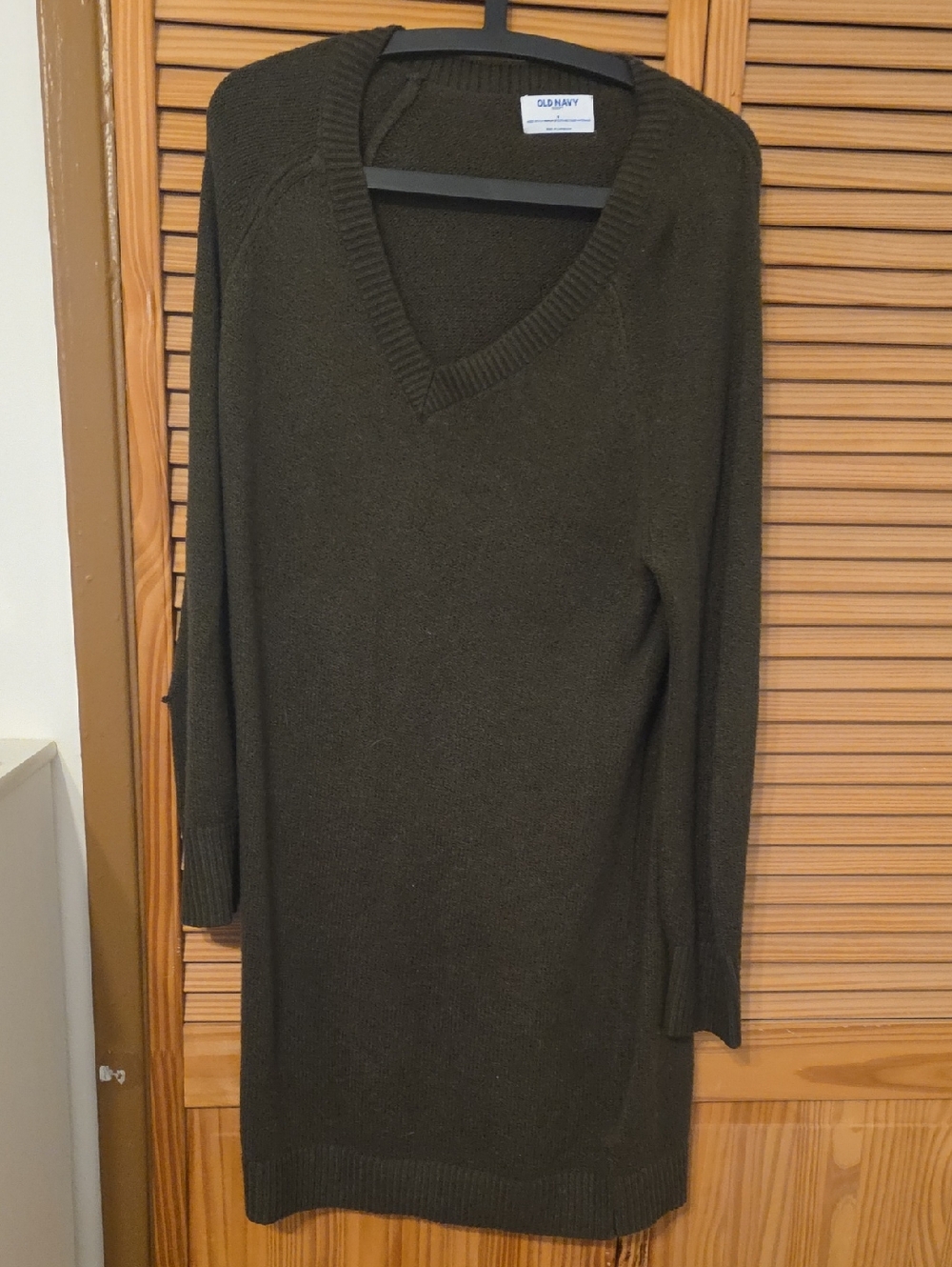 Old Navy Olive V-Neck Knit Sweater Tunic